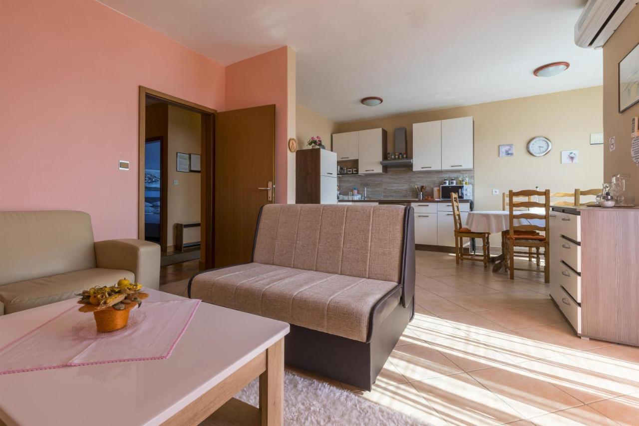 Apartments Dragica Dramalj Luaran gambar