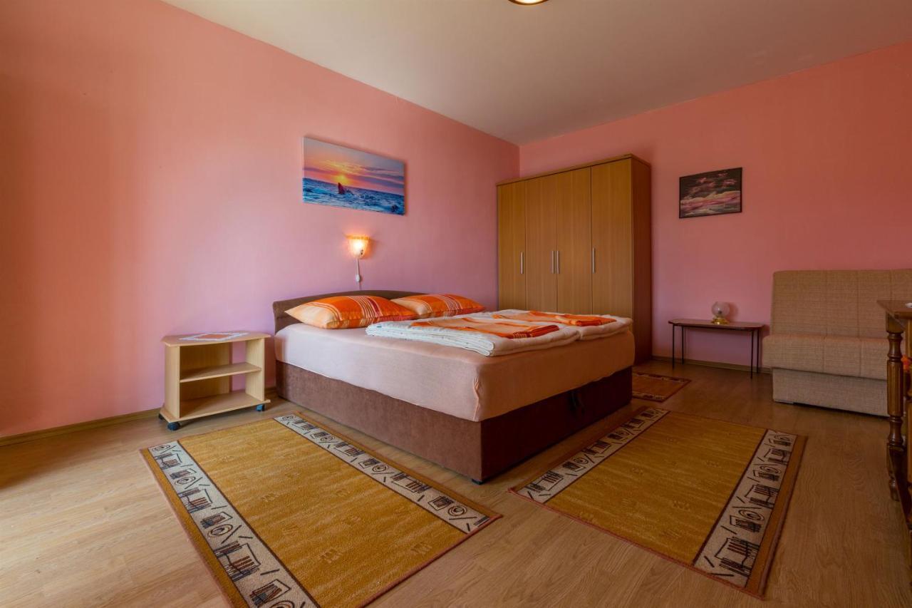 Apartments Dragica Dramalj Luaran gambar